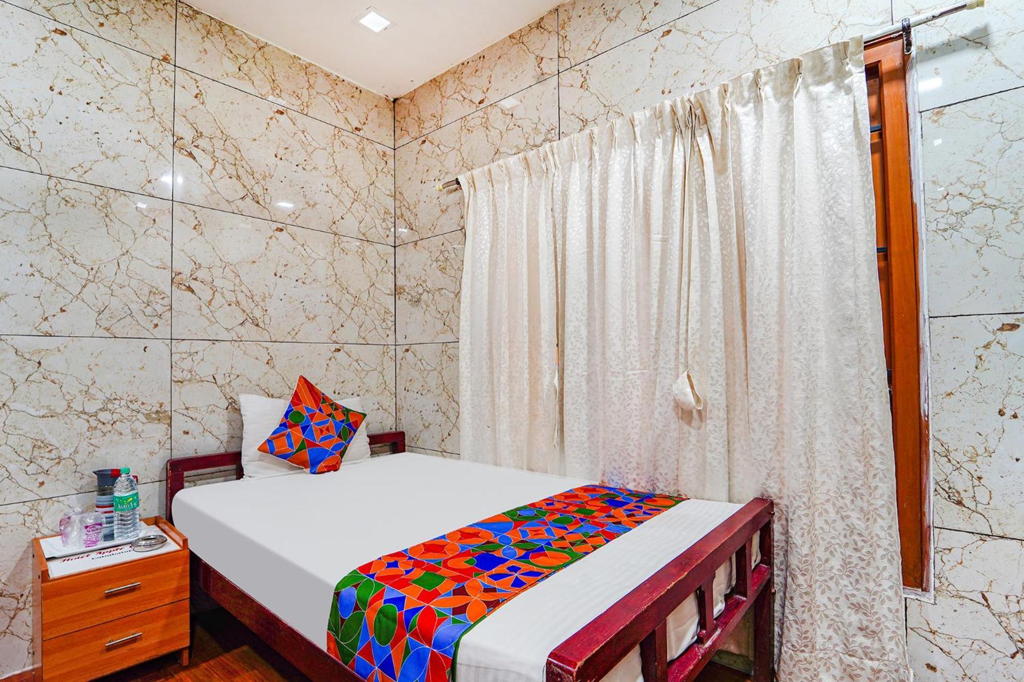 Fabexpress Apple Grand - 200M From Our Lady Of Fatima Church Coimbatore Esterno foto