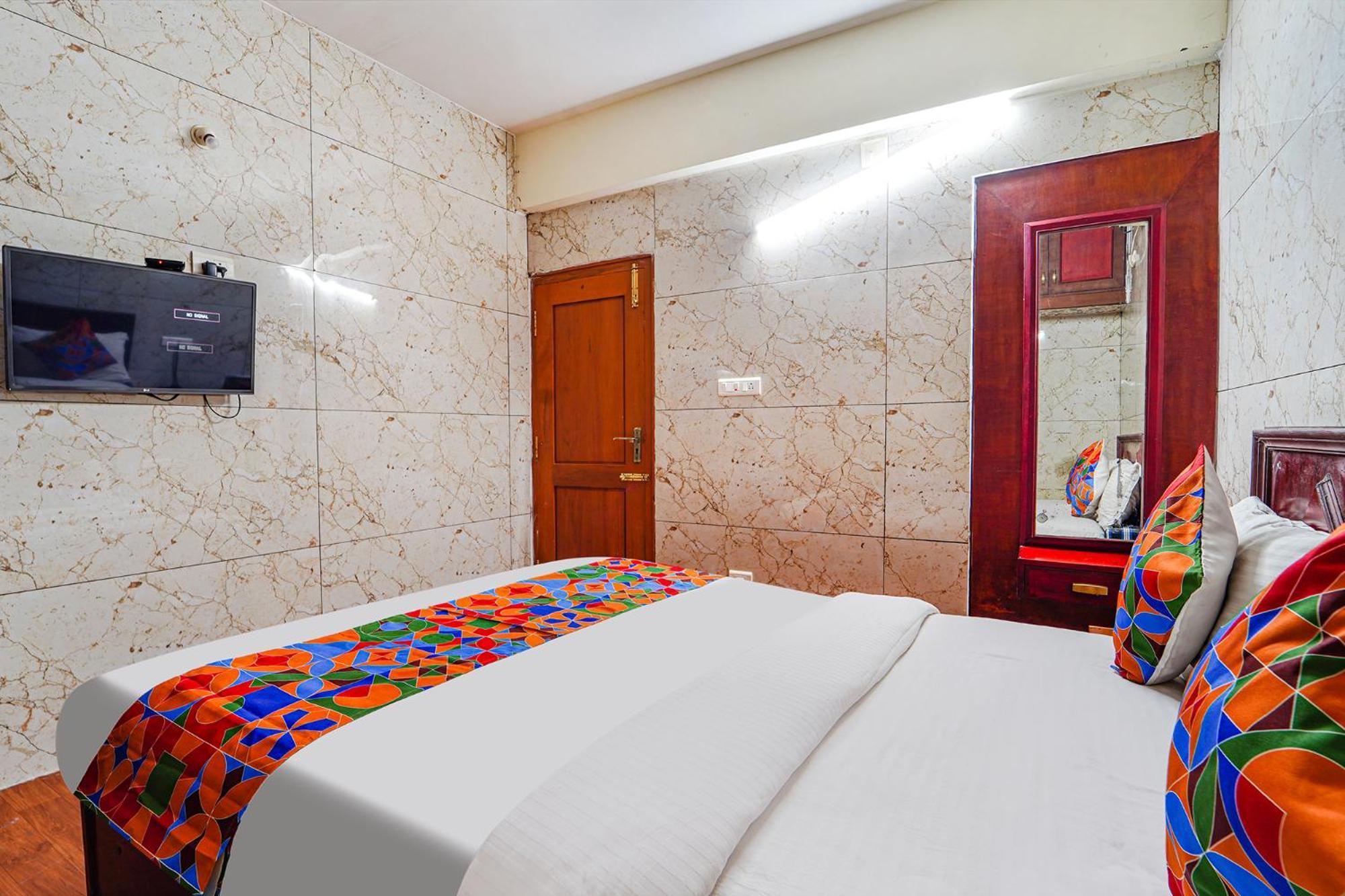 Fabexpress Apple Grand - 200M From Our Lady Of Fatima Church Coimbatore Esterno foto